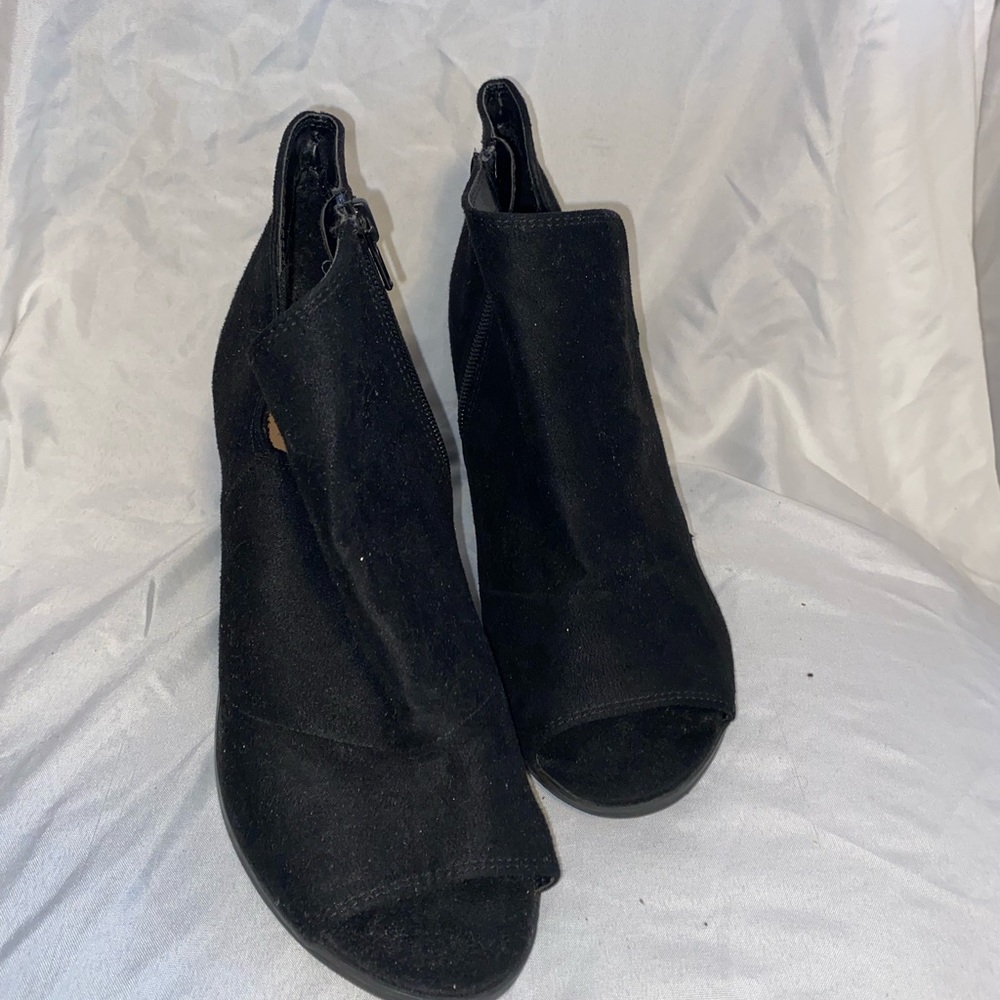 George Black Ankle Booties